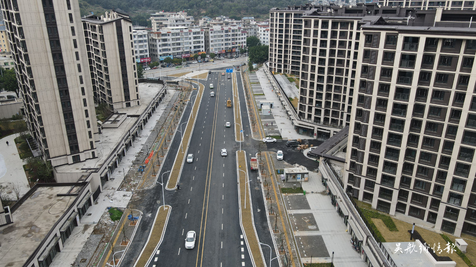 两车道变四车道 江莲路改造再升级