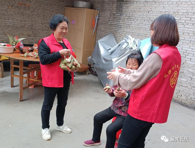 【网络中国节·端午】包粽子、做香囊、文艺表演……长乐“花式”迎端午
