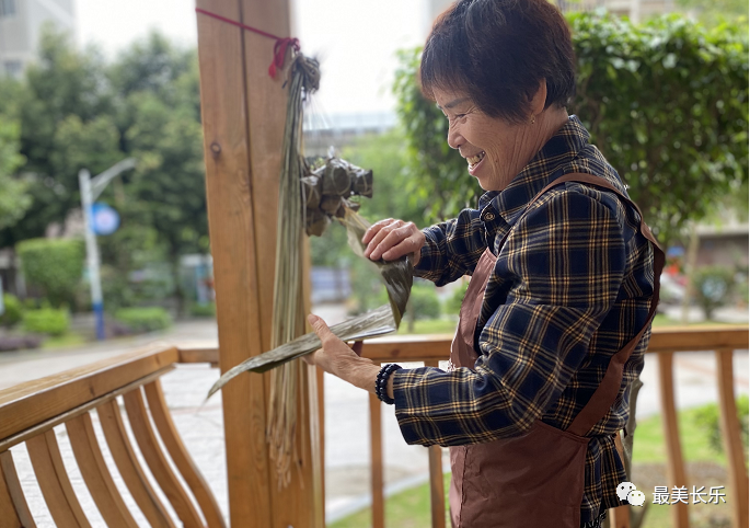 【网络中国节·端午】包粽子、做香囊、文艺表演……长乐“花式”迎端午
