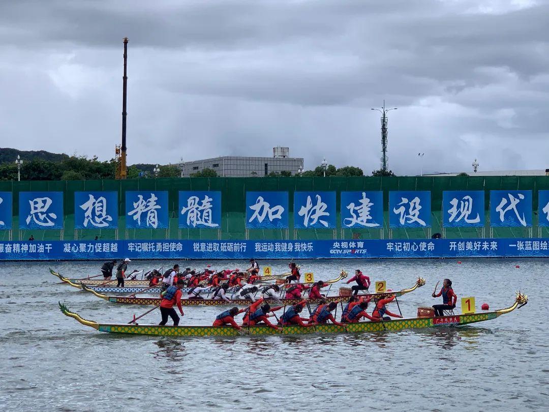 首战告捷！长乐营前龙舟队再次摘金