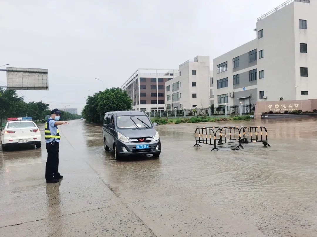 雨！雨！雨！他们闻“汛”而动