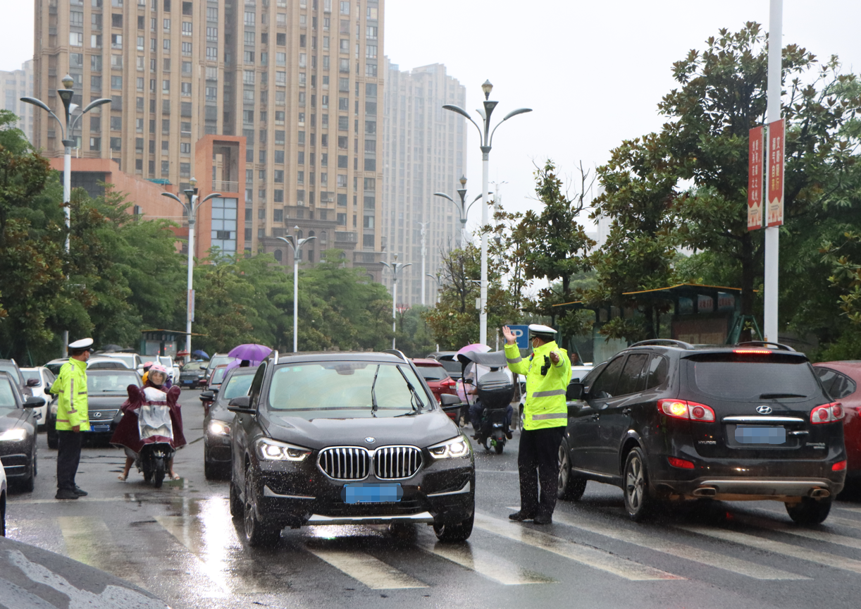 长乐家长注意！校园周边交通违法专项整治开始！