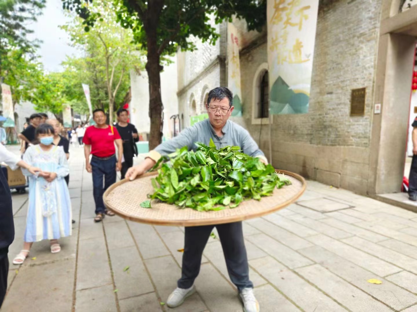 他是福州市唯一非遗青茶（乌龙茶）的传承人，你认识吗？