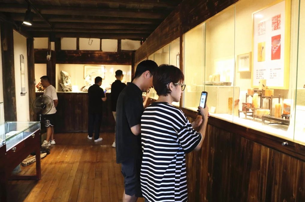 300多件寿山石雕艺术品云集，就在长乐这里......