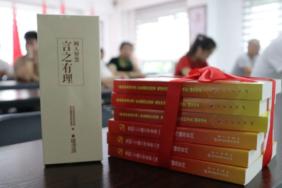 “宣”有特色，“讲”入人心，这场宣讲接地气 聚人气！