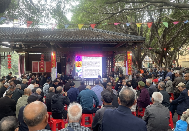 “铁粉”无数！在长乐，老年人也“追星”！