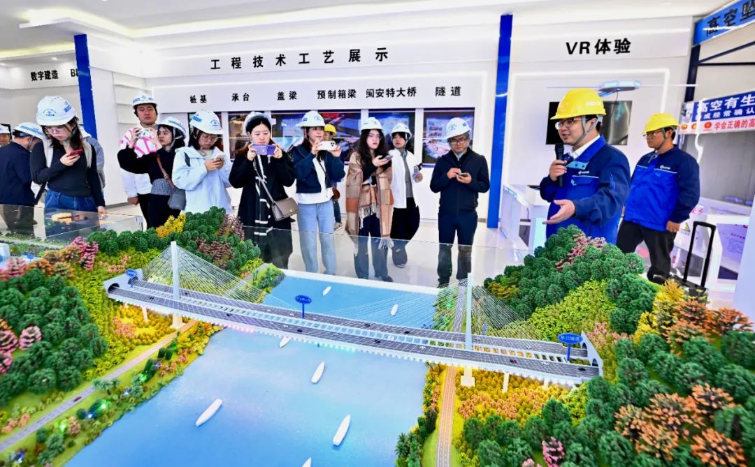人民日报、中央广播电视总台等10余家主流媒体记者走进长乐，看了啥?