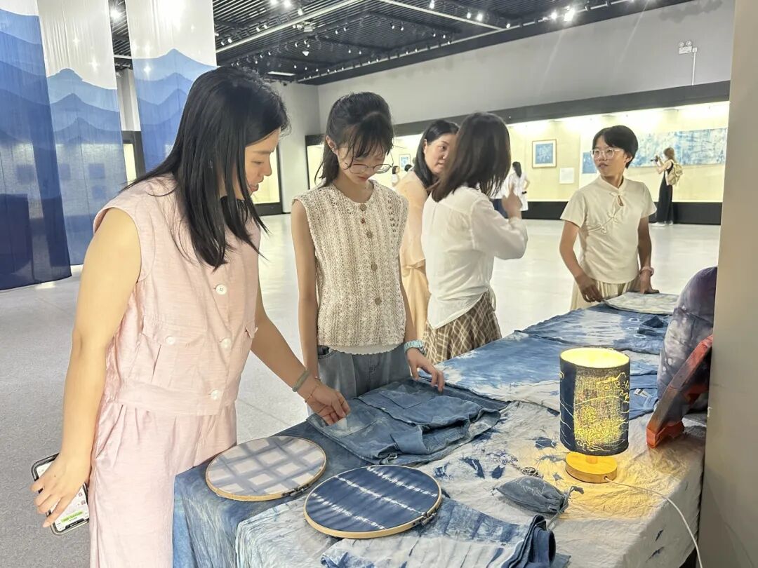 这所学校有巧思！社团“染”出文化传承新花样